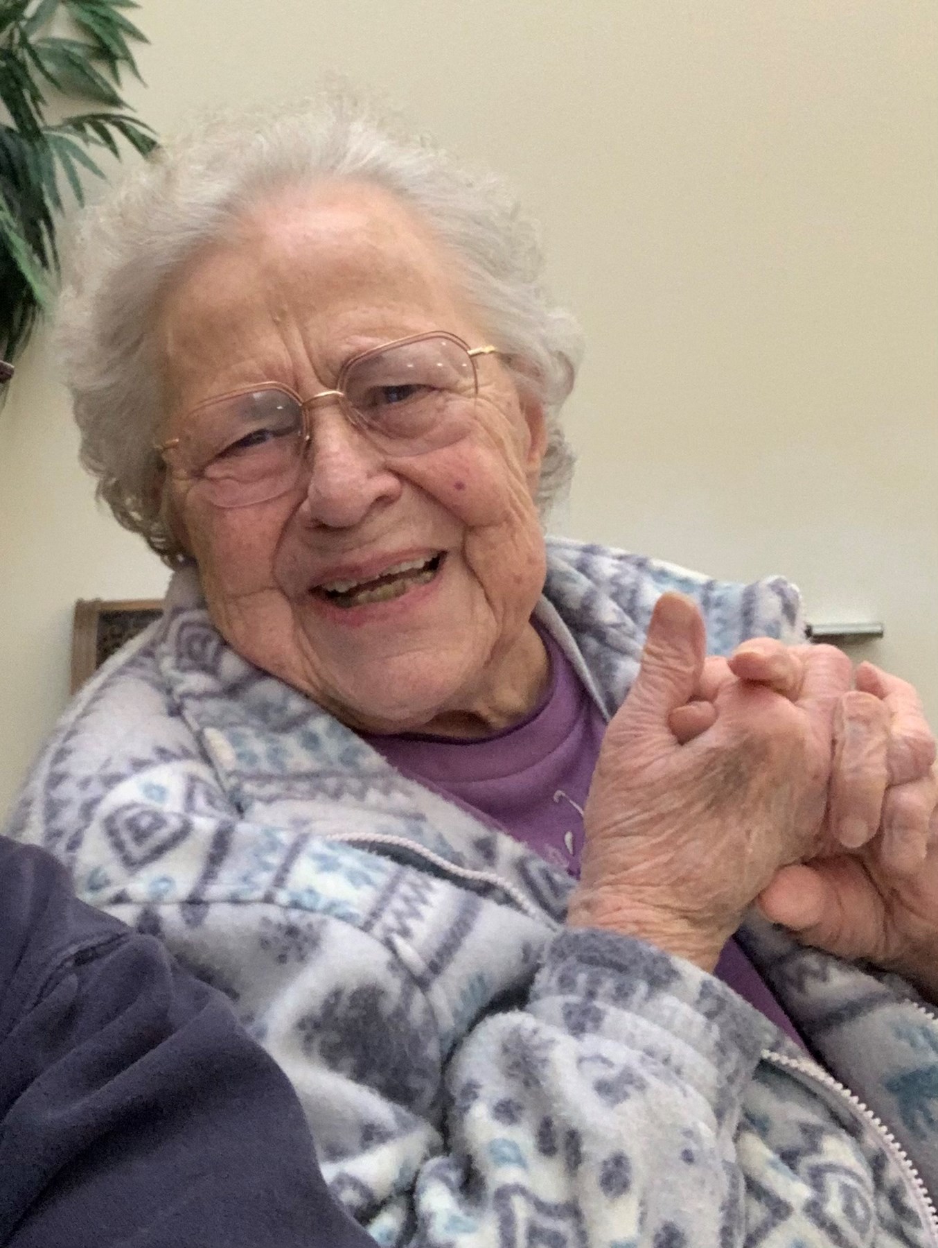 Obituary of Ruth Edna Hoglund