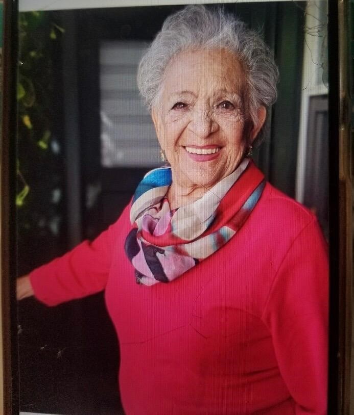 Obituario de Daysi Estrada Cabrera