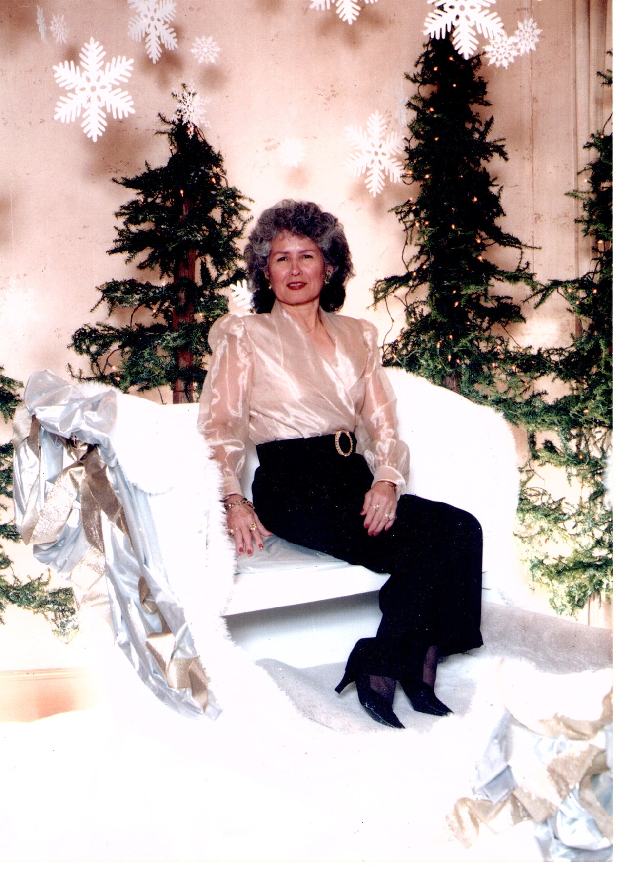 Obituary of Mary Ann Pacheco Sarabia