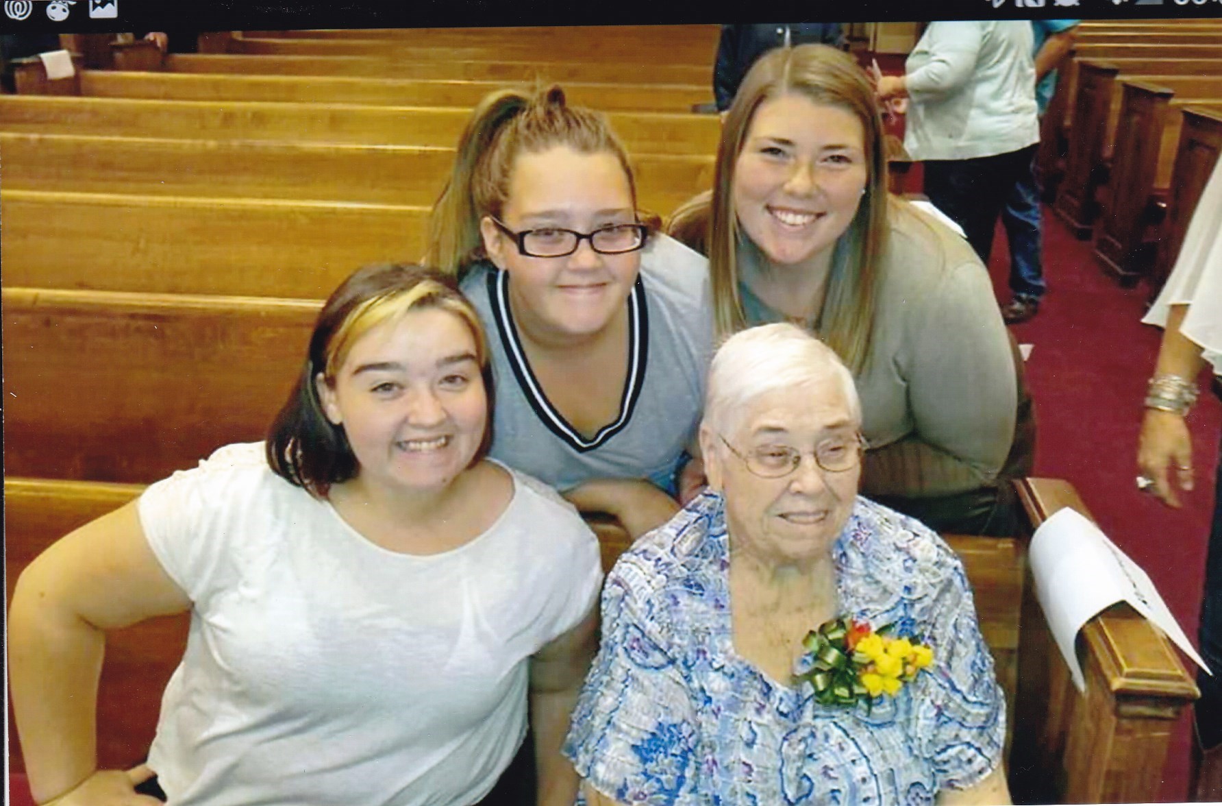 Obituary of Peggy McFarland Harrill