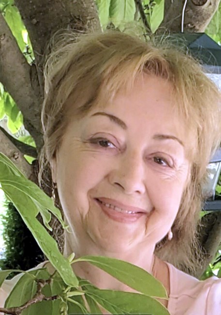 Obituary of Nina Vakaliuk