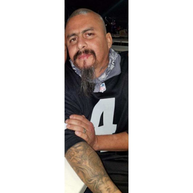 Obituary of Gabriel "Largo" Casillas