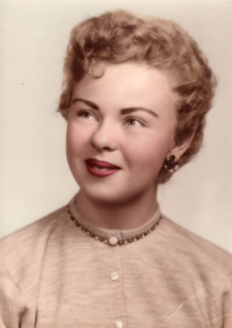 Obituary of Lois May Weskirchen
