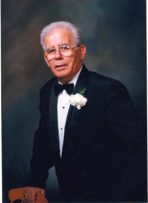 Obituary of Kenneth Robert Holmes