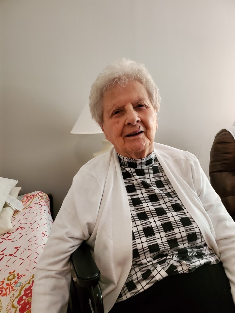 Obituary of Dorothy "Dot" Elizabeth (Sain) Fowler