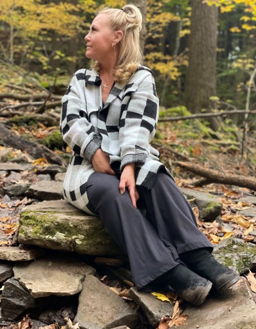 Obituary of Anne Marie Salino