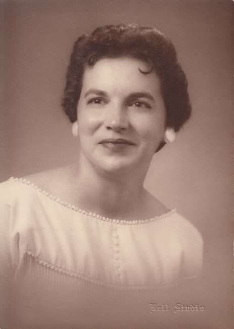 Obituary of Lillian M Stewart