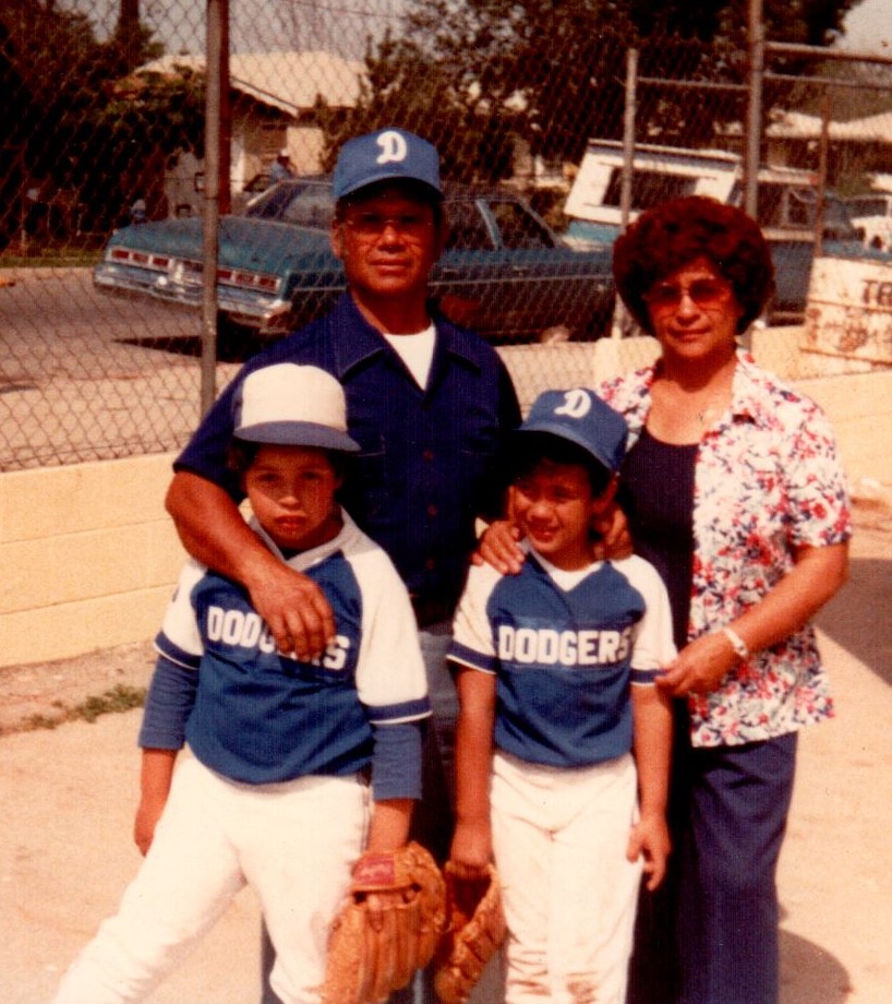 Carlos Ponce Obituary Colton Ca (born september 4, 1972) is a puerto rican actor, singer, composer and television personality.