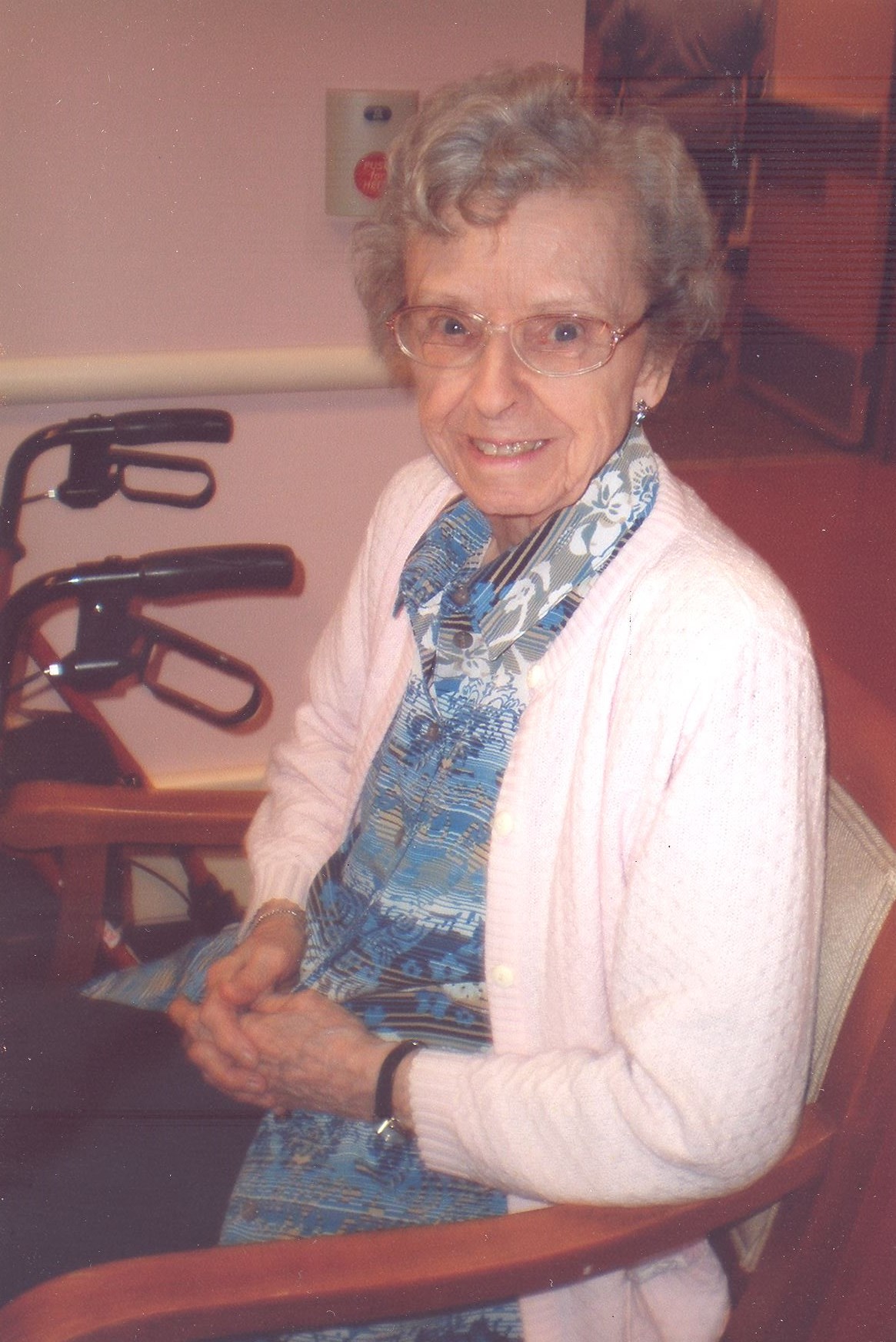 Obituary of Violet Elizabeth Martin