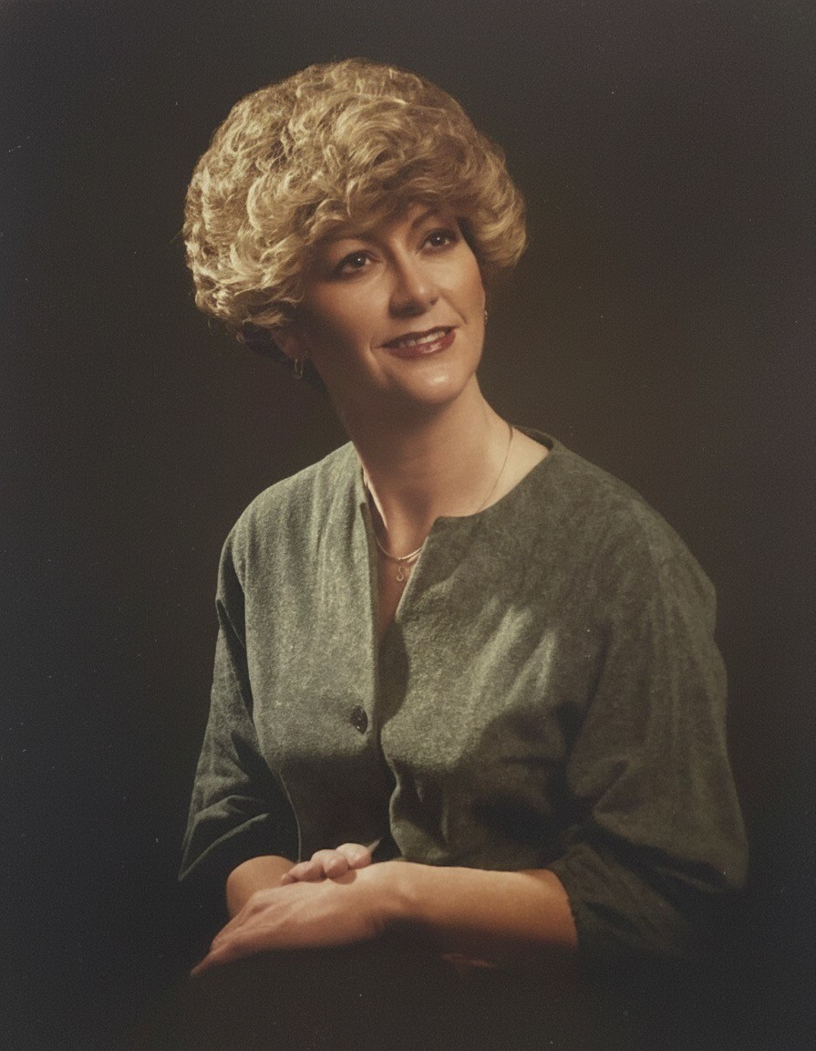 Obituary of Sue S. Fox