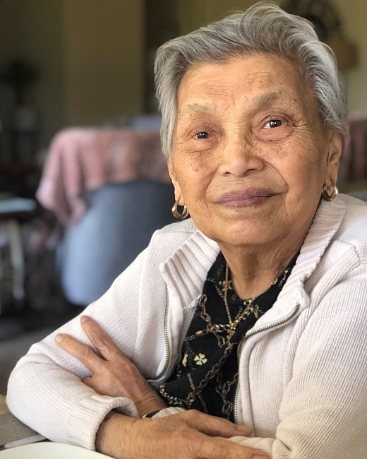 Obituary of Lolita Medina Tamares