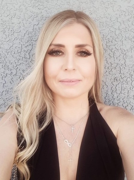 Obituary of Ashley Whitney Decker