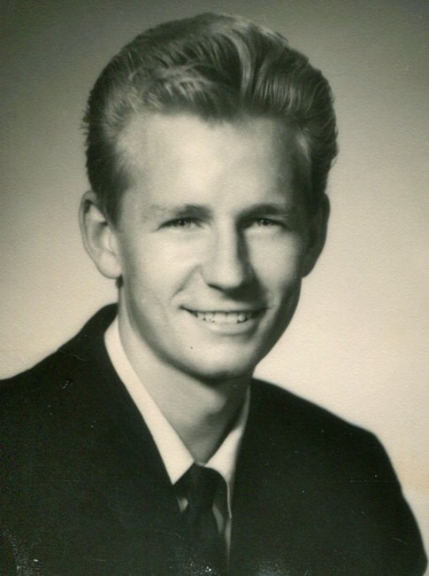 Obituary of Dean Lloyd Richards