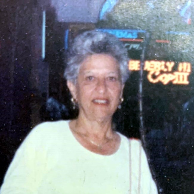 Obituario de Viviane Sebeo