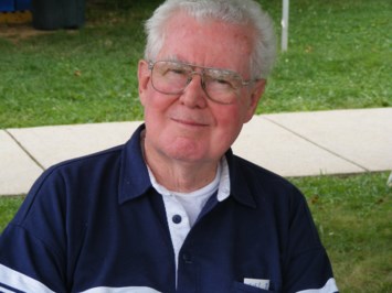 Avis de décès de James A. Lyons Jr.