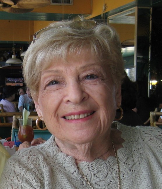 Obituario de Shirley Muriel Sanders