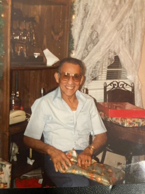 Obituary of Felipe Valdez Yanez