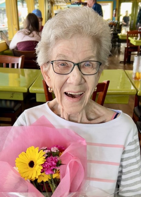 Obituary of Elaine Phelps