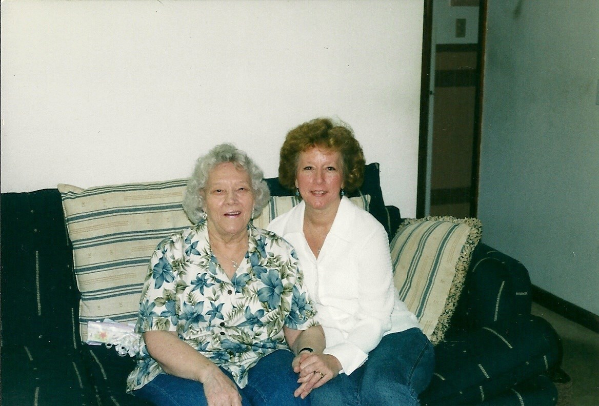 Obituary of Elsie Mae Sawyer