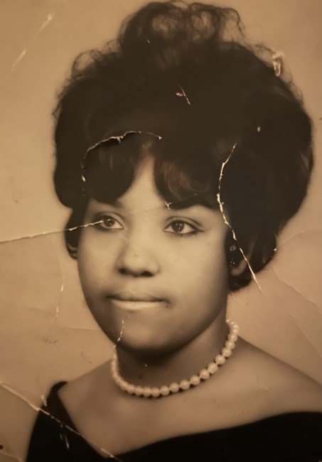 Obituary of Mrs. Ruth Thelma Wolfe