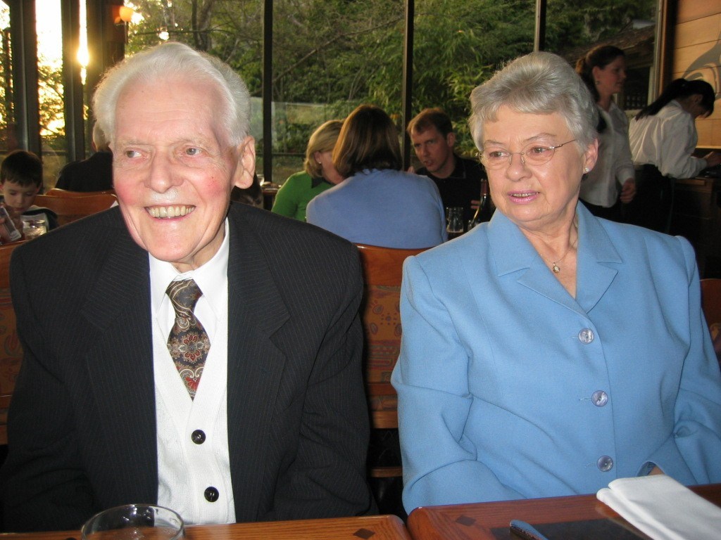 Obituary of Vivienne Lois Terrace