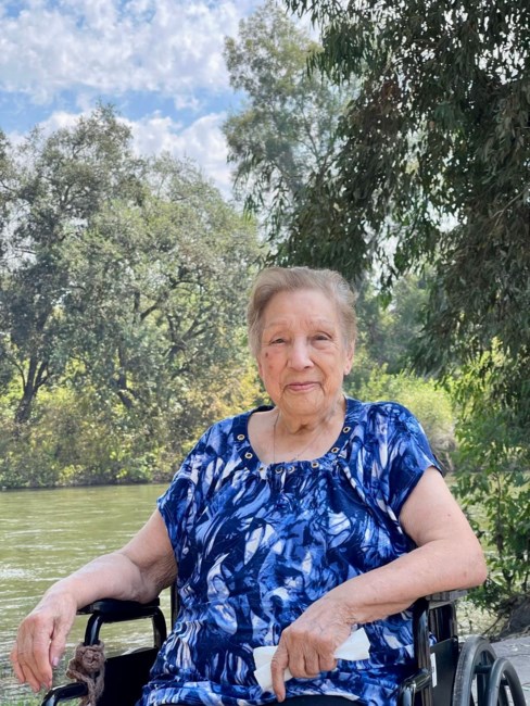 Obituary of Manuela G. Martinez