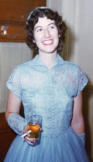 Obituary of Patricia Mary Mac Donald