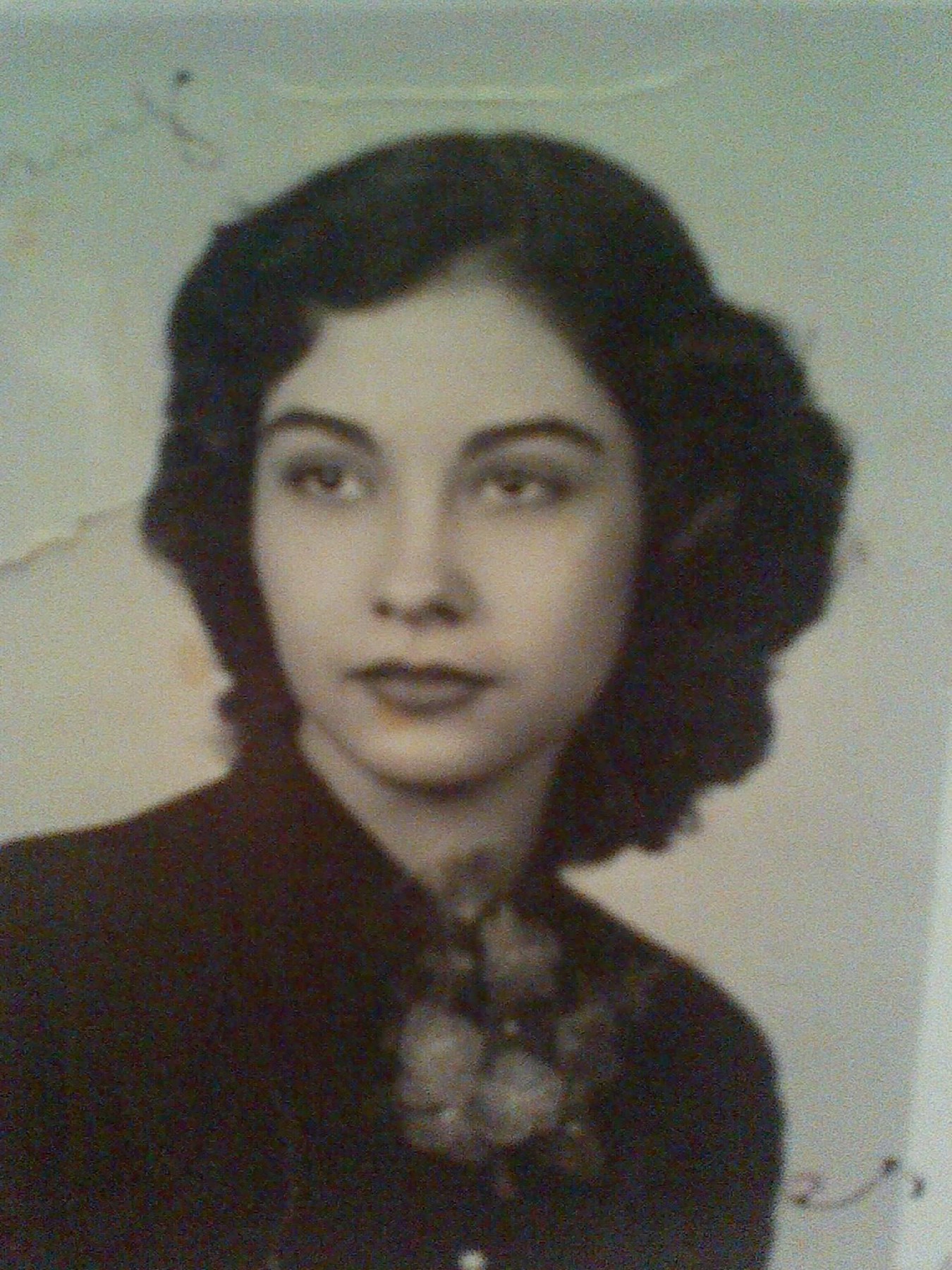 Obituary of Mary "Nena" L. Perez