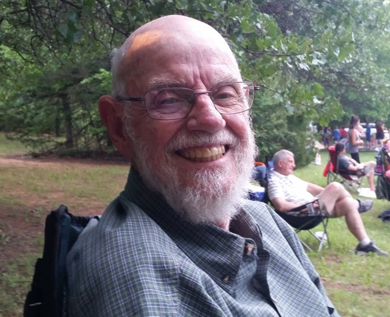 Avis de décès de John Estlinbaum