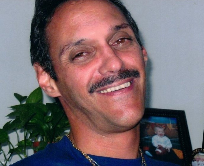 Russell Lane Obituario Cornwall, ON