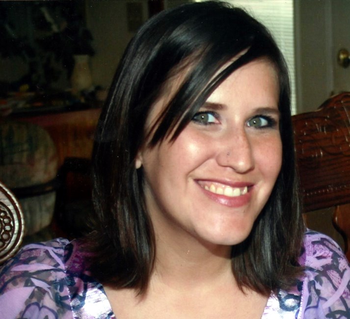Obituary of Amanda Dayleen Kuhlman