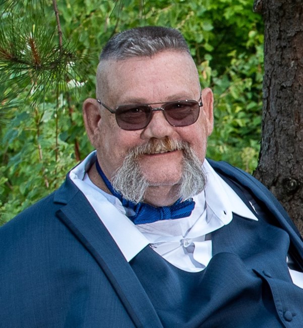 Obituario de Ernest Lucien Charest Sr.