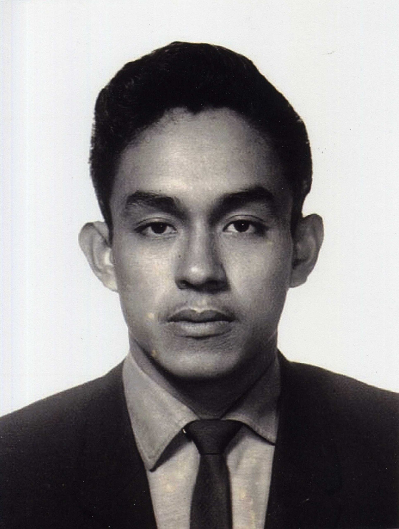 Emilio Salazar's Instagram, Twitter & Facebook on IDCrawl