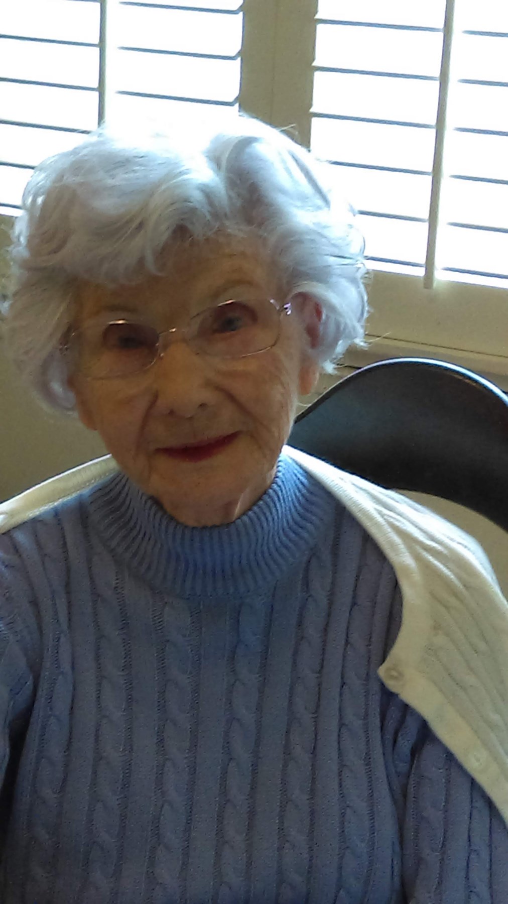 Obituary of Dorothy B Hernandez