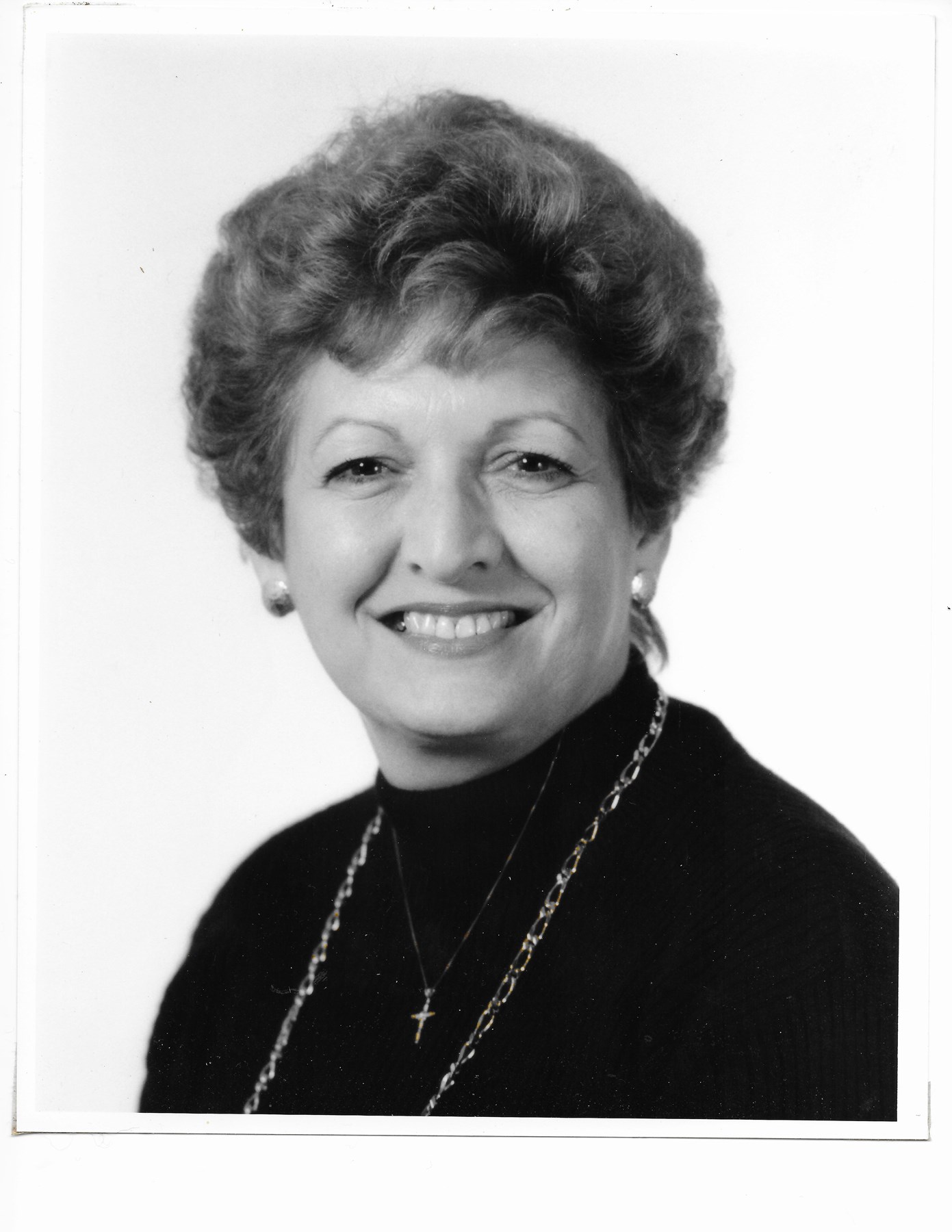 Obituario de Charlotte Nellie Robinson