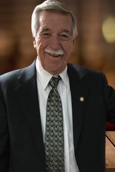 Obituario de Robert "Bob" Mitchell Kennedy