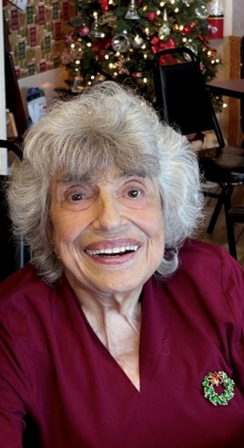 Obituary of Nicasia Irene Aichroth