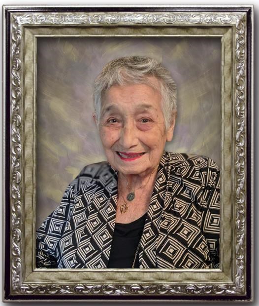 Obituary of Manuela H. Valencia