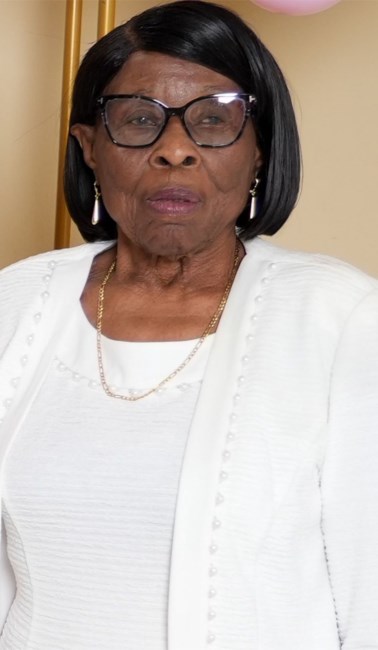 Obituary of Suzette Etienne