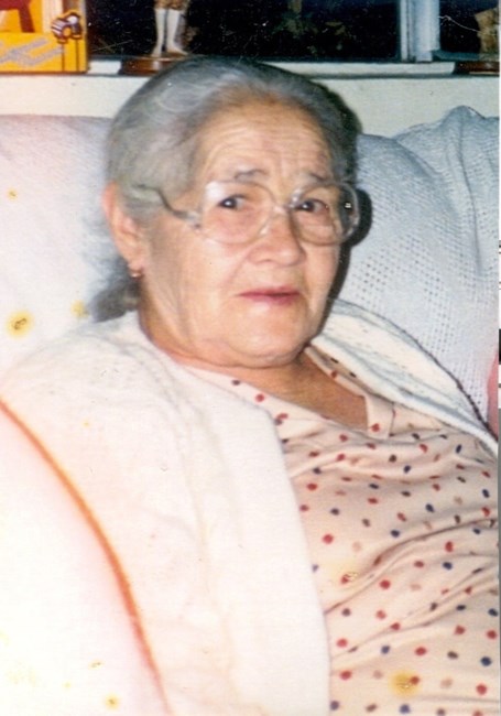 Obituario de Petra Vega