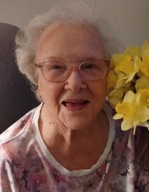 Obituary of Evelyn "Mimi" Joyce Huffine
