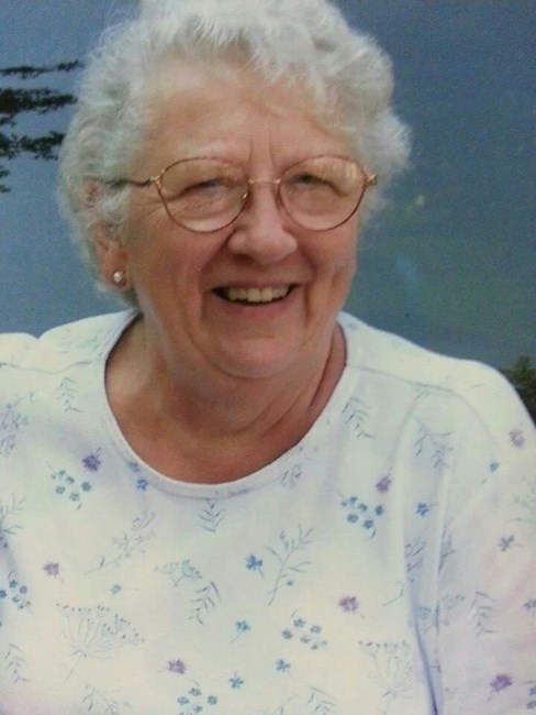 Obituary of Shirley Elaine VanDerwerken