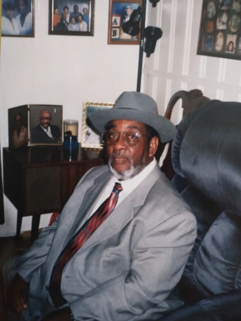 Obituary of Floyd Smith