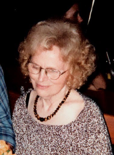 Obituario de Carol J. Moser