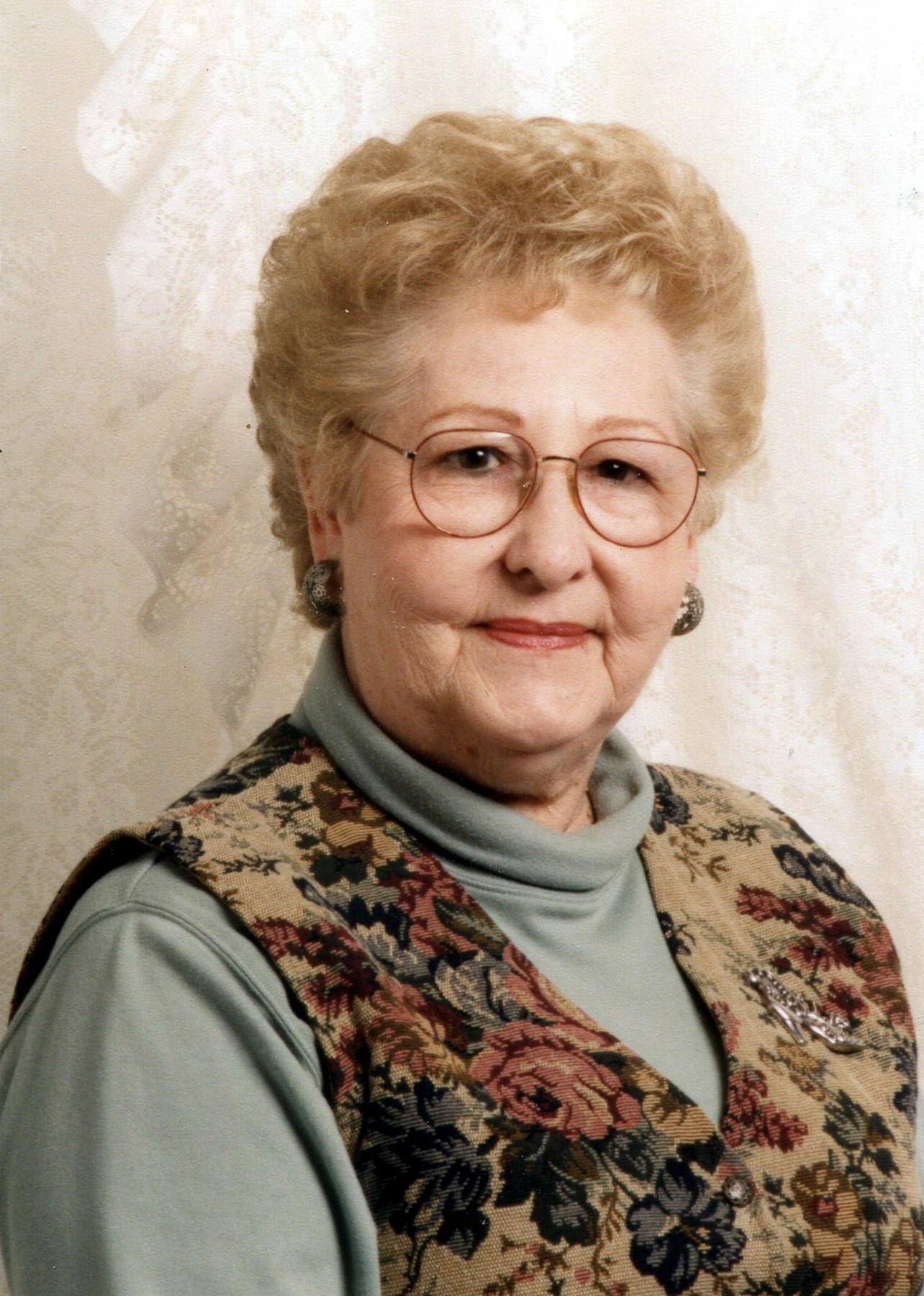 Obituary of Evelyn Sharpe