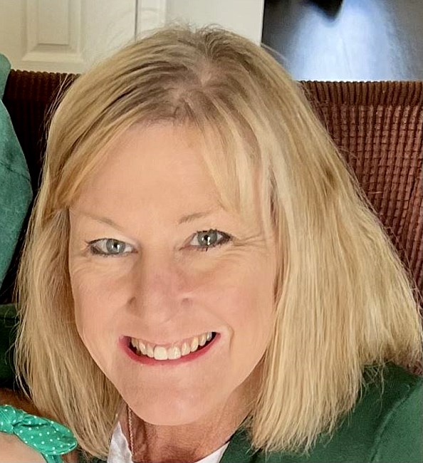 Obituary of Zoe Hanson Cujak