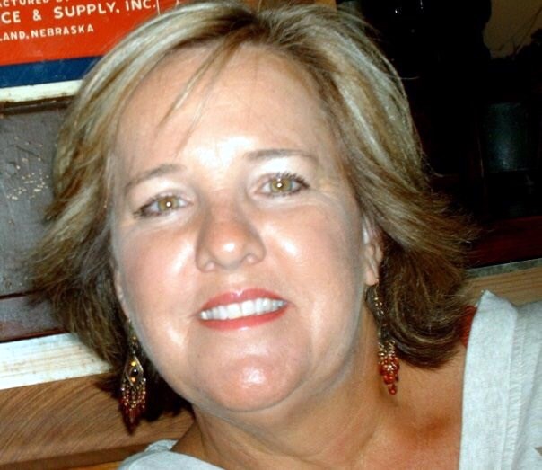 Obituary of Donna Lynn (Hennington) Costellow