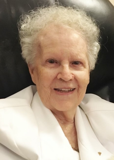 Obituary of Joyce Evelyn Oliver