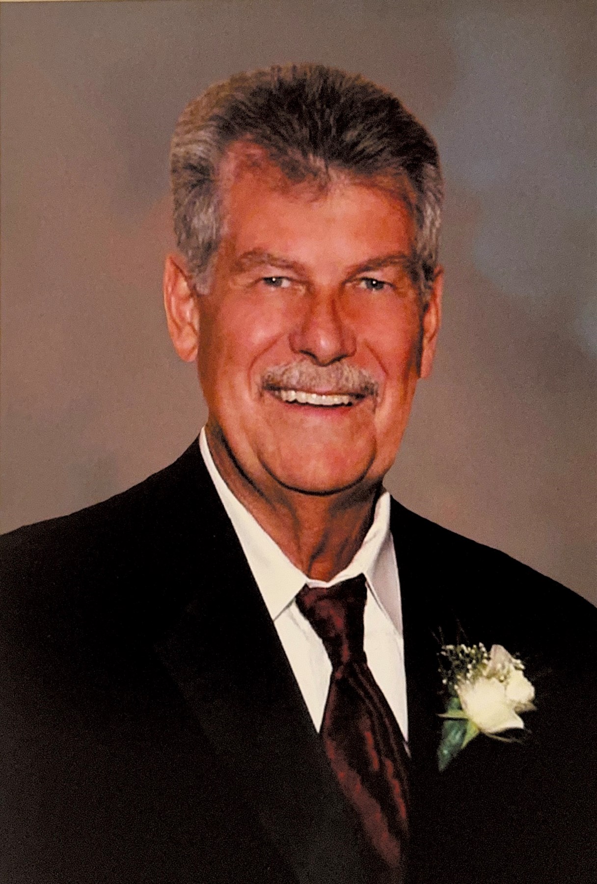 Obituario de Donnie E. Giles