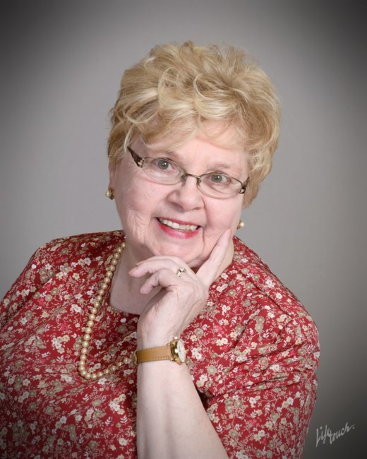 Obituary of Maureen E. Zahor